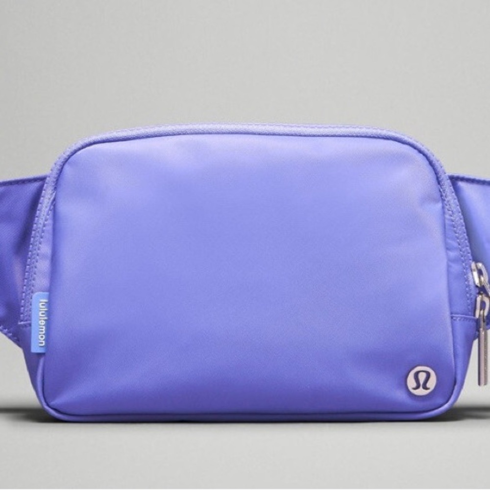 lululemon athletica Lavender Anywhere Belt Bag GUzc